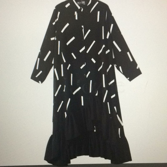 Used twice blk & wht hi-lo asymmetrical long sleeve dress - Picture 5 of 12